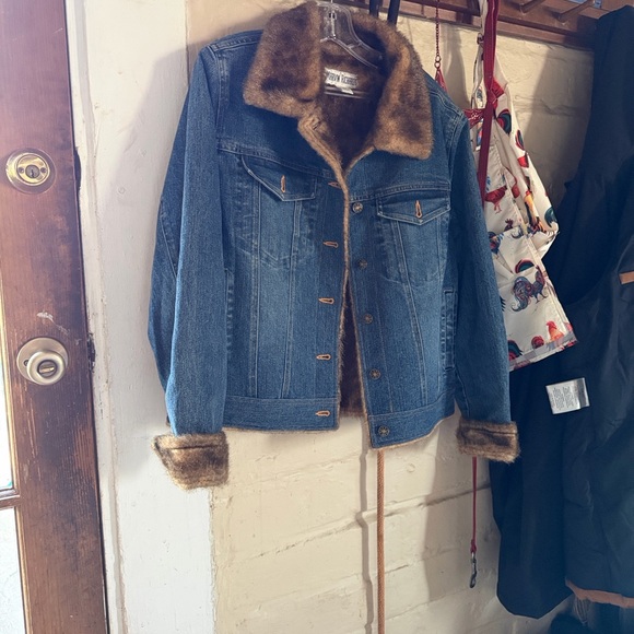 Marvin Richards Blue Denim Jacket with Brown Faux Fur - Picture 4 of 4
